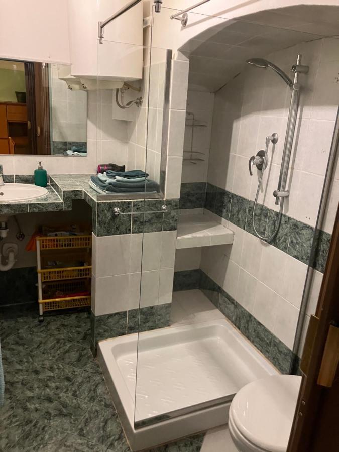 Pied At Terre Διαμέρισμα Τεργέστη Εξωτερικό φωτογραφία